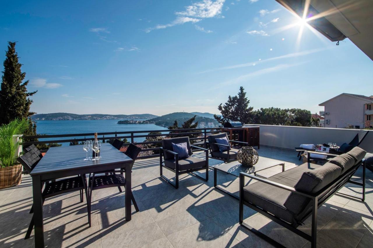 Hillside Rogoznica - The Penthouse Apartment *